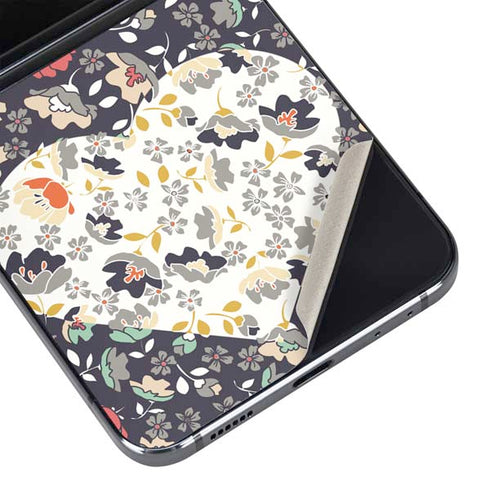 Floral Heart Galaxy Z Flip5 5G Skin