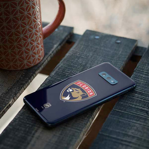 NHL Florida Panthers Distressed Galaxy S10e Skin