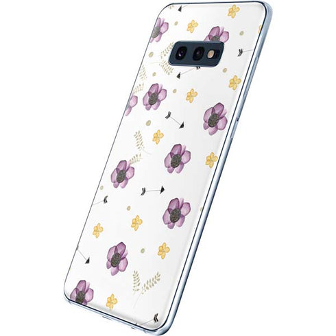 Flowers and Arrows Galaxy S10e Skin