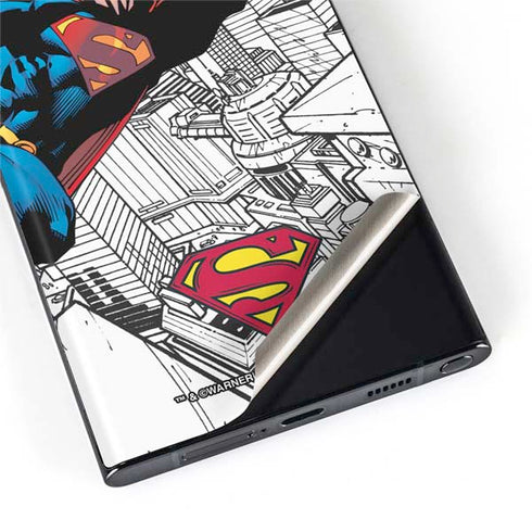 DC Comics Superman Flying Over City Pose Galaxy S22 Ultra Skin