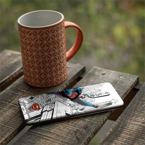 DC Comics Superman Flying Over City Pose OnePlus 7 Pro Skin