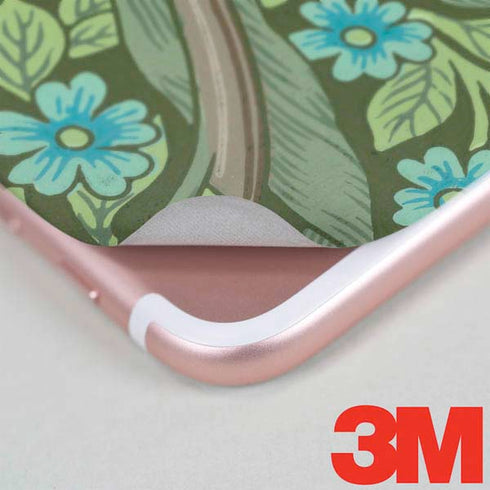 William Morris Forget-Me-Nots iPhone 7 Plus Skin