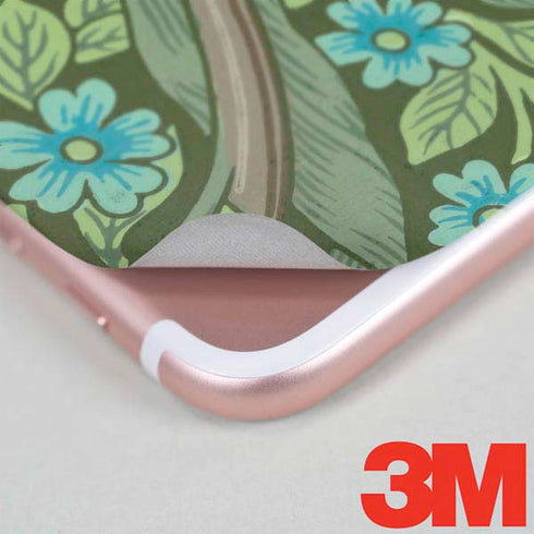 William Morris Forget-Me-Nots iPhone 7 Skin