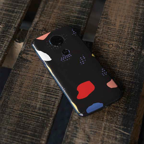Dark Color Pop Moto E5 Plus Skin
