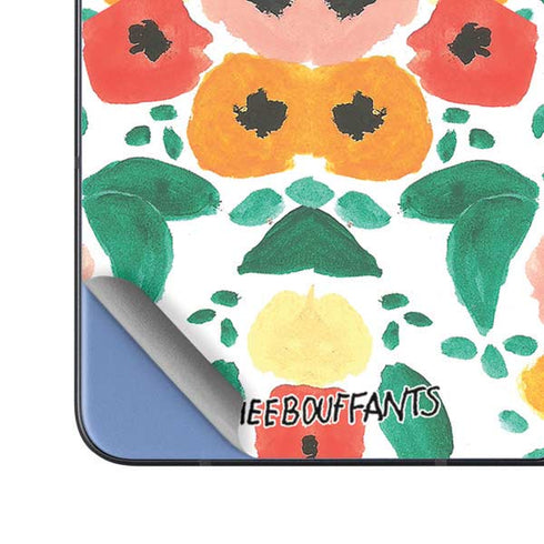 Bouffants and Broken Hearts Geometric Flowers Galaxy Z Fold5 5G Skin