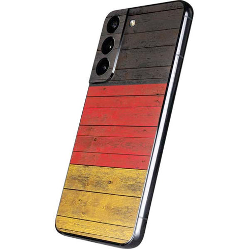 German Flag Dark Wood Galaxy S22 Skin