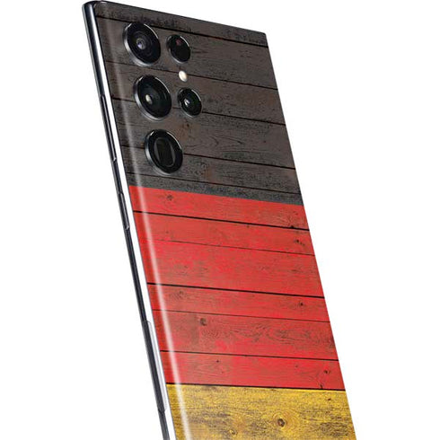 German Flag Dark Wood Galaxy S22 Ultra Skin