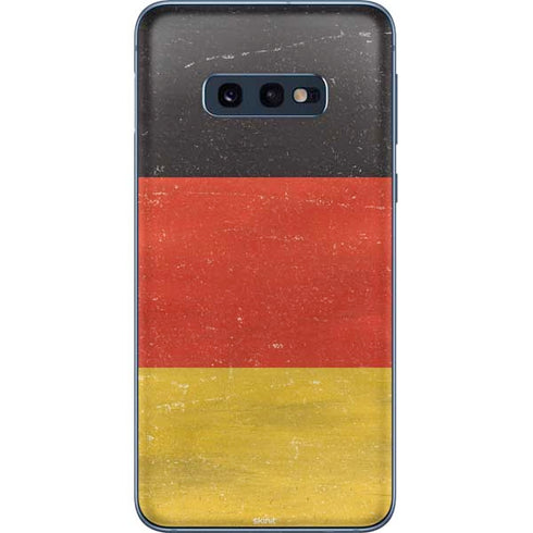 German Flag Distressed Galaxy S10e Skin