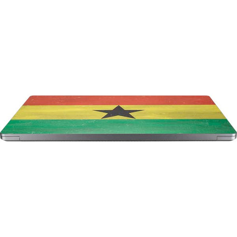 Ghana Flag Distressed Universal Laptop 17in (13.8 x 10in) Skin