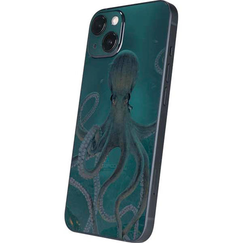 Giant Octopus by Vincent Hie iPhone 15 Plus Skin