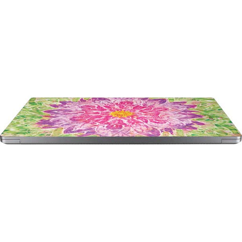 Ginseng Flower Universal Laptop 16.6in (13.4 x 9.7in) Skin