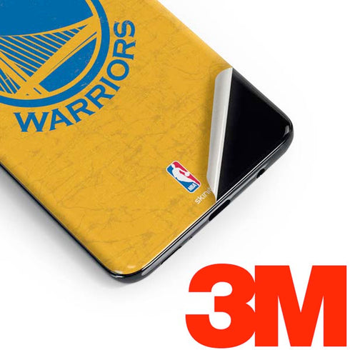NBA Golden State Warriors Distressed Galaxy S10e Skin