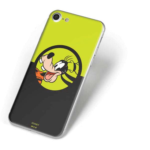 Disney Friends Goofy iPhone 8 Skin