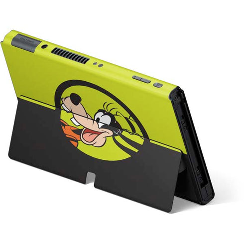 Disney Friends Goofy Nintendo Switch OLED (2021) Skin