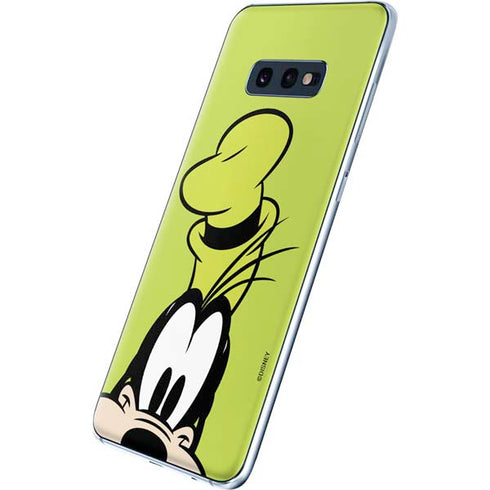 Disney Friends Goofy Up Close Galaxy S10e Skin