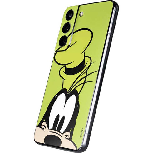 Disney Friends Goofy Up Close Galaxy S22 Skin