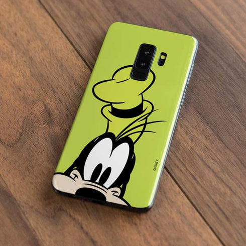 Disney Friends Goofy Up Close Galaxy S9 Plus Skin