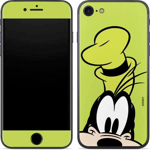 Disney Friends Goofy Up Close iPhone 8 Skin