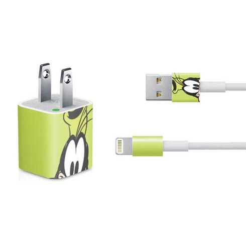 Disney Friends Goofy Up Close iPhone Charger (5W USB) Skin