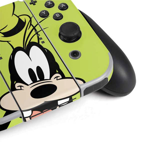 Disney Friends Goofy Up Close Nintendo Switch OLED (2021) Skin