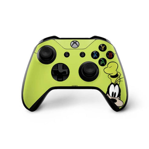 Disney Friends Goofy Up Close Xbox One X Bundle Skin