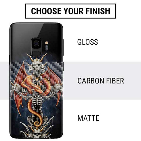 Gothic Dragon & Skull Cross by Sarah Richter Galaxy S9 Skin