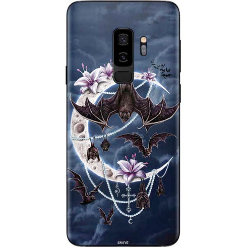 Gothic Moon with Bats and Flowers by Sarah Richter Galaxy S9 Plus Skin