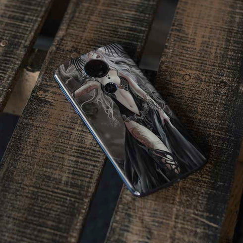 Gothic Princess with Silver Dragon by Nene Thomas Moto E5 Plus Skin