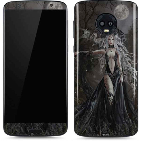 Gothic Princess with Silver Dragon by Nene Thomas Moto G6 Skin