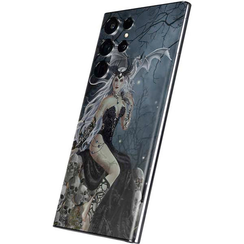 Gothic Queen with Silver Dragon by Nene Thomas Galaxy S22 Ultra Skin