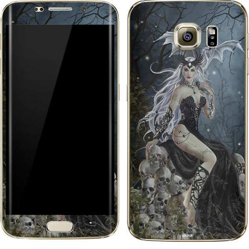 Gothic Queen with Silver Dragon by Nene Thomas Galaxy S7 Edge Skin