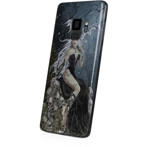 Gothic Queen with Silver Dragon by Nene Thomas Galaxy S9 Skin