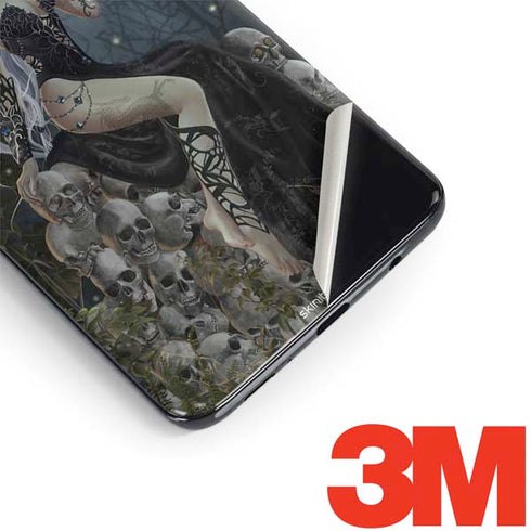 Gothic Queen with Silver Dragon by Nene Thomas Galaxy S9 Skin