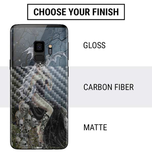 Gothic Queen with Silver Dragon by Nene Thomas Galaxy S9 Skin