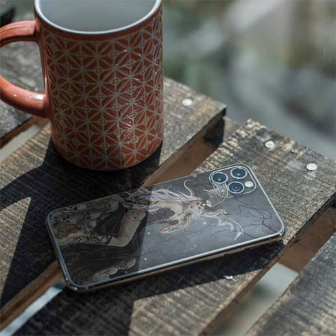 Gothic Queen with Silver Dragon by Nene Thomas iPhone 11 Pro Max Skin