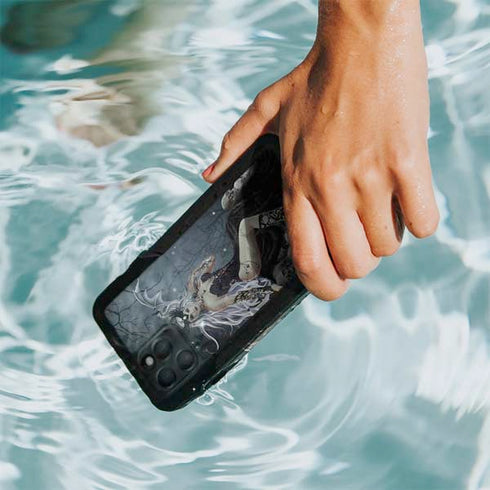 Gothic Queen with Silver Dragon by Nene Thomas iPhone 11 Pro Max Waterproof Case