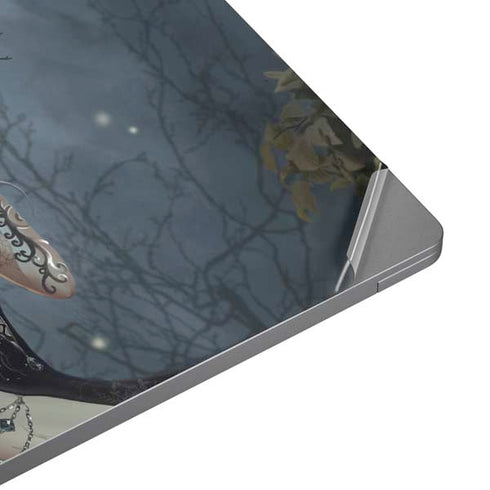 Gothic Queen with Silver Dragon by Nene Thomas Universal Laptop 12in (9.8 x 6.8in) Skin