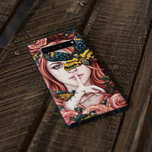 Gothic Woman and Death Moth Butterflies by Sarah Richter Galaxy S10 Plus Skin