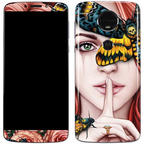 Gothic Woman and Death Moth Butterflies by Sarah Richter Moto E5 Plus Skin
