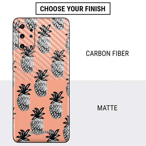 Bouffants and Broken Hearts Gray Scale Pineapple Galaxy S20 Plus Skin