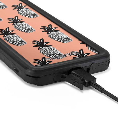 Bouffants and Broken Hearts Gray Scale Pineapple Galaxy S20 Plus Waterproof Case