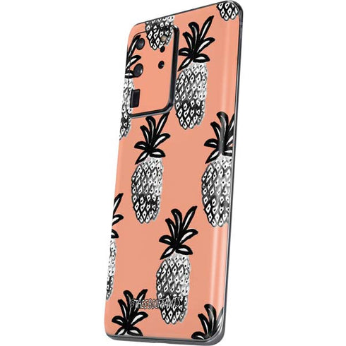 Bouffants and Broken Hearts Gray Scale Pineapple Galaxy S20 Ultra 5G Skin