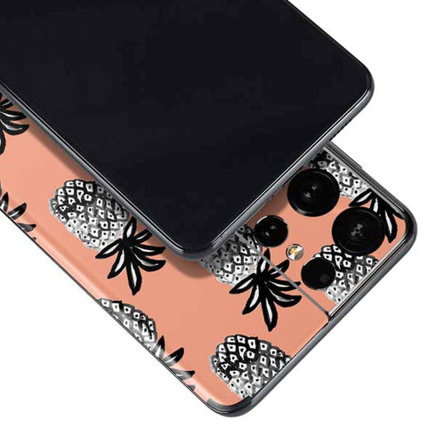 Bouffants and Broken Hearts Gray Scale Pineapple Galaxy S21 Ultra 5G Skin