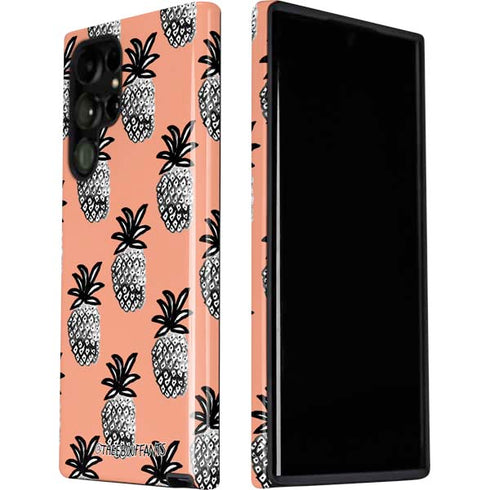 Bouffants and Broken Hearts Gray Scale Pineapple Galaxy S22 Ultra Pro Case