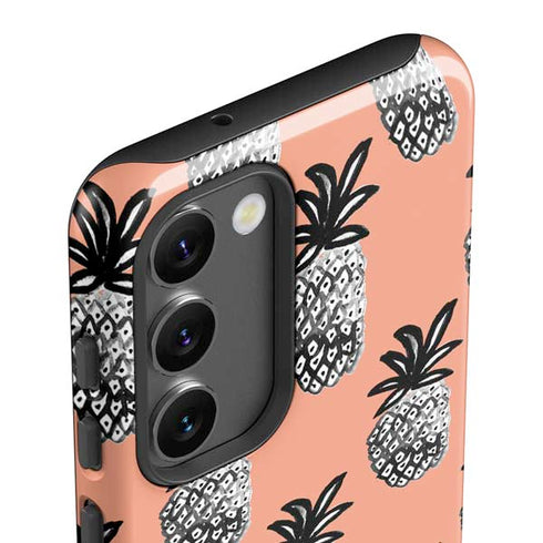 Bouffants and Broken Hearts Gray Scale Pineapple Galaxy S23 Plus Pro Case