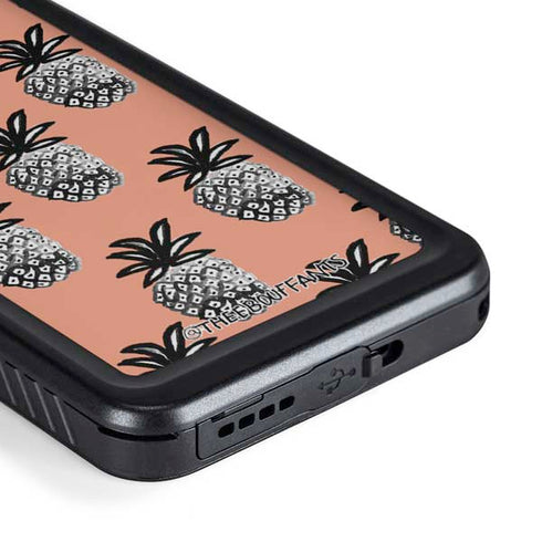 Bouffants and Broken Hearts Gray Scale Pineapple Galaxy S23 Waterproof Case