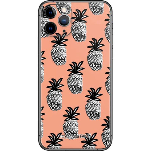 Bouffants and Broken Hearts Gray Scale Pineapple iPhone 11 Pro Skin