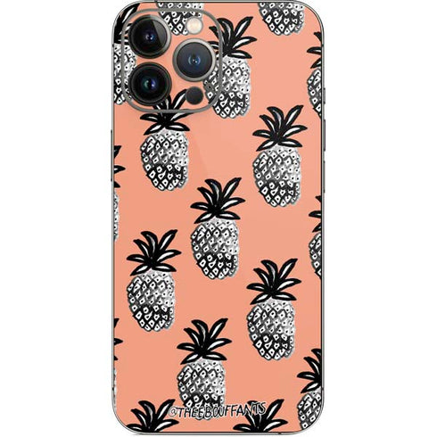 Bouffants and Broken Hearts Gray Scale Pineapple iPhone 13 Pro Max Skin