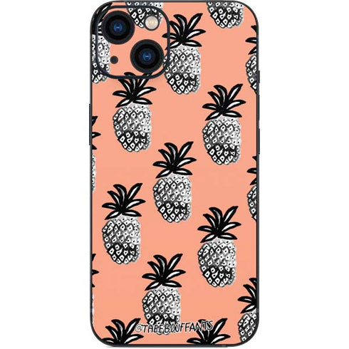 Bouffants and Broken Hearts Gray Scale Pineapple iPhone 14 Skin