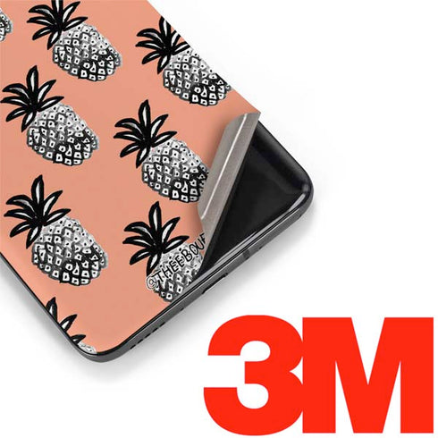 Bouffants and Broken Hearts Gray Scale Pineapple OnePlus 7 Pro Skin